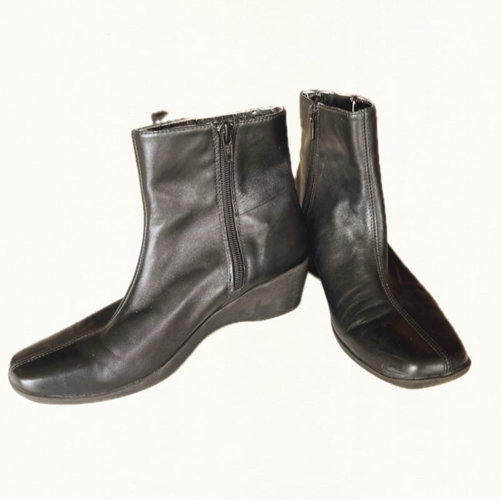 Bandolino Leather Boots